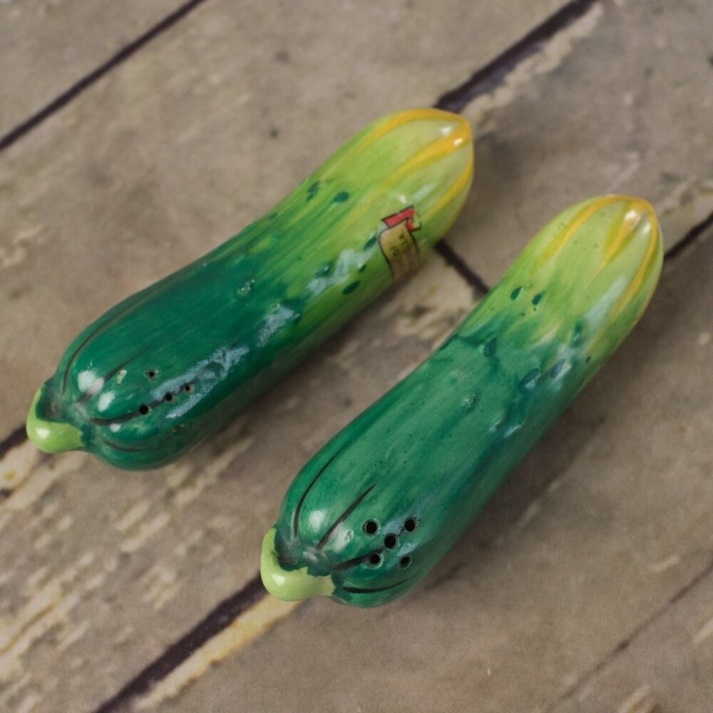 NEW ORLEANS Souvenir Pickle Salt & Pepper Shakers w/ Cork Stoppers Japan Vintage